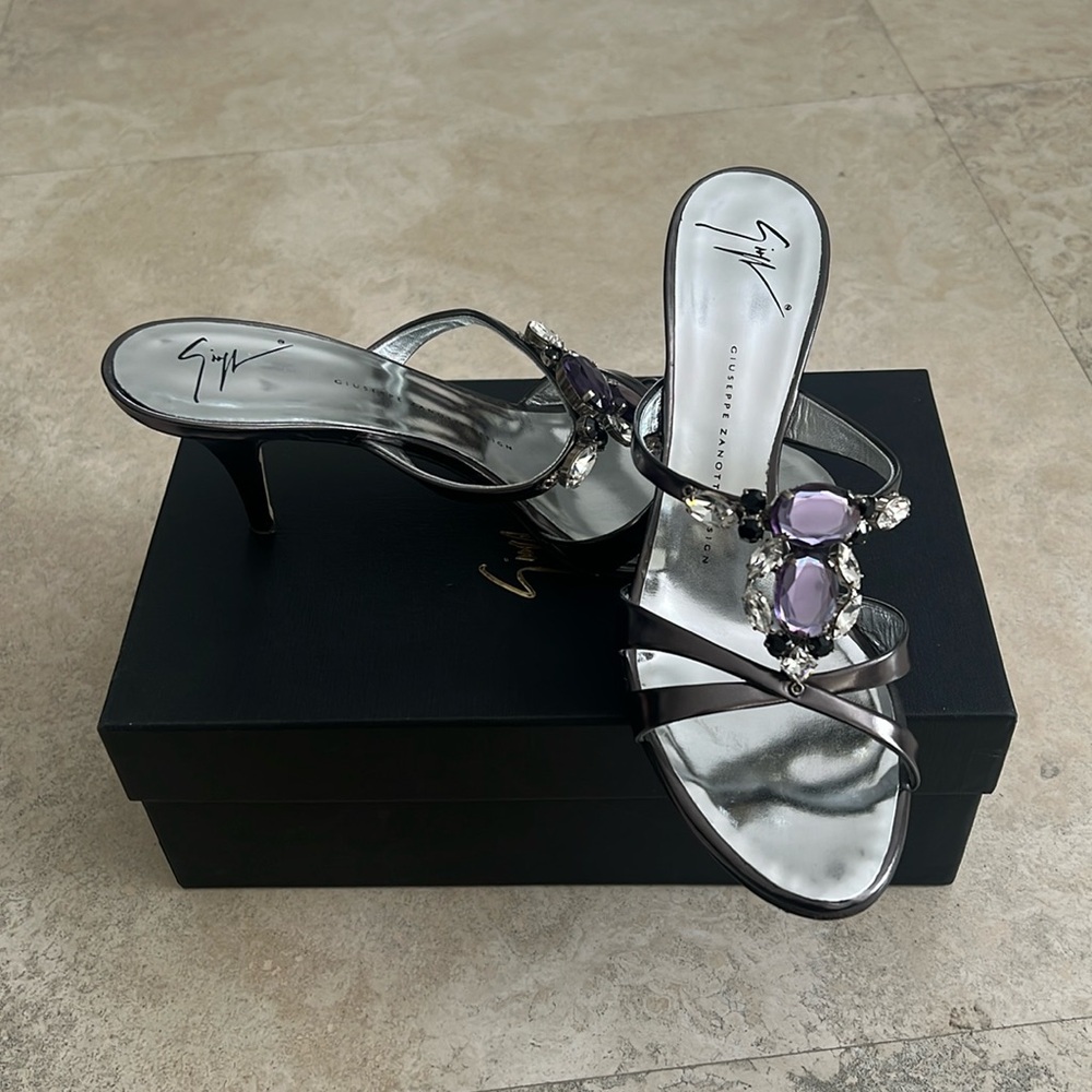 Giuseppe Zanotti rhinestone heel